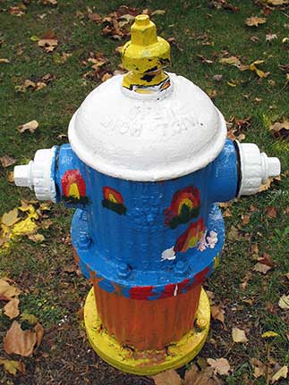 Snowman-Rainbow 703 W. Merle (2)